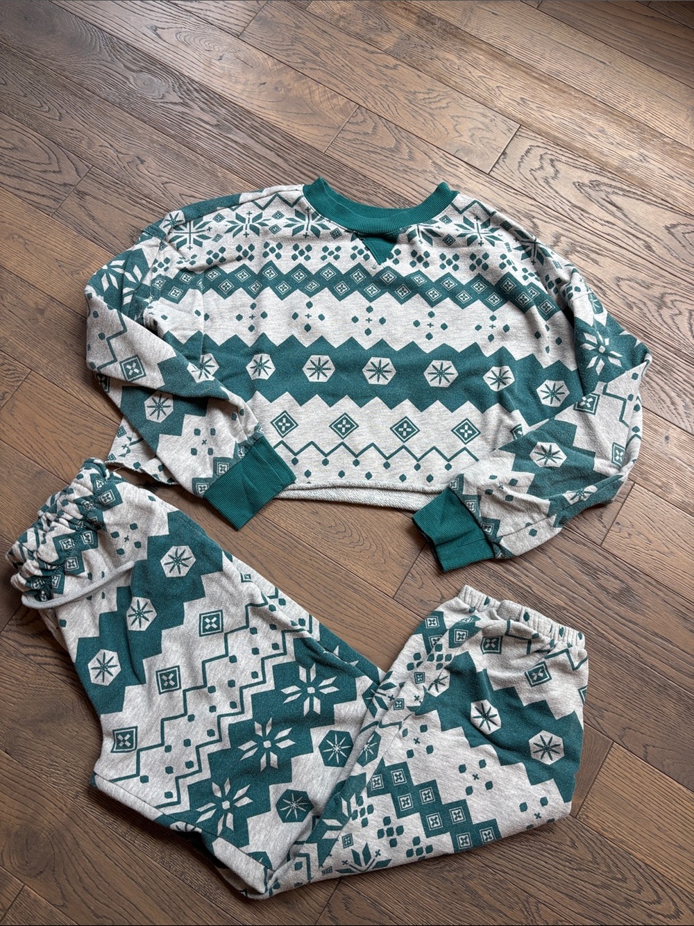 Colsie Teal and Cream Fair Isle Women's Pajama Set